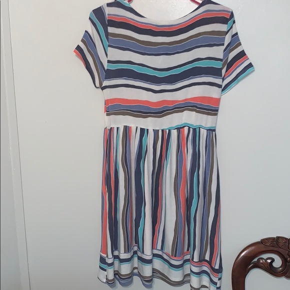 Different Color Striped Dress - Picture 3 of 4